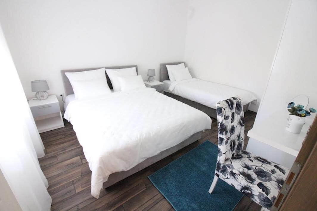 Dubrovnik - Ivanica: “Sunnyhills Apartments” With Pool Δωμάτιο φωτογραφία
