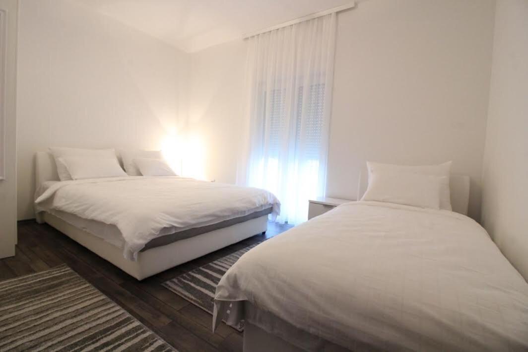 Dubrovnik - Ivanica: “Sunnyhills Apartments” With Pool Δωμάτιο φωτογραφία