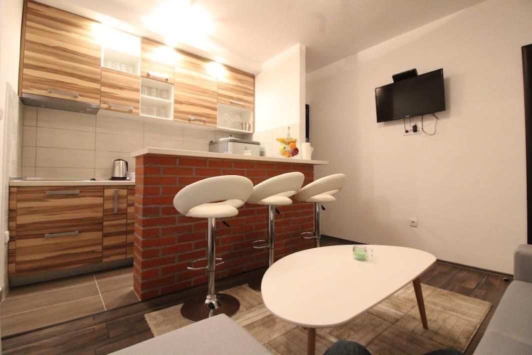 Dubrovnik - Ivanica: “Sunnyhills Apartments” With Pool Δωμάτιο φωτογραφία