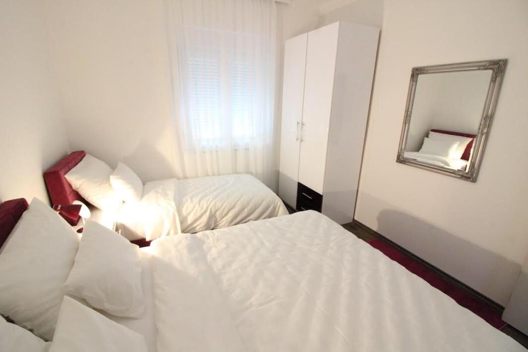 Dubrovnik - Ivanica: “Sunnyhills Apartments” With Pool Δωμάτιο φωτογραφία